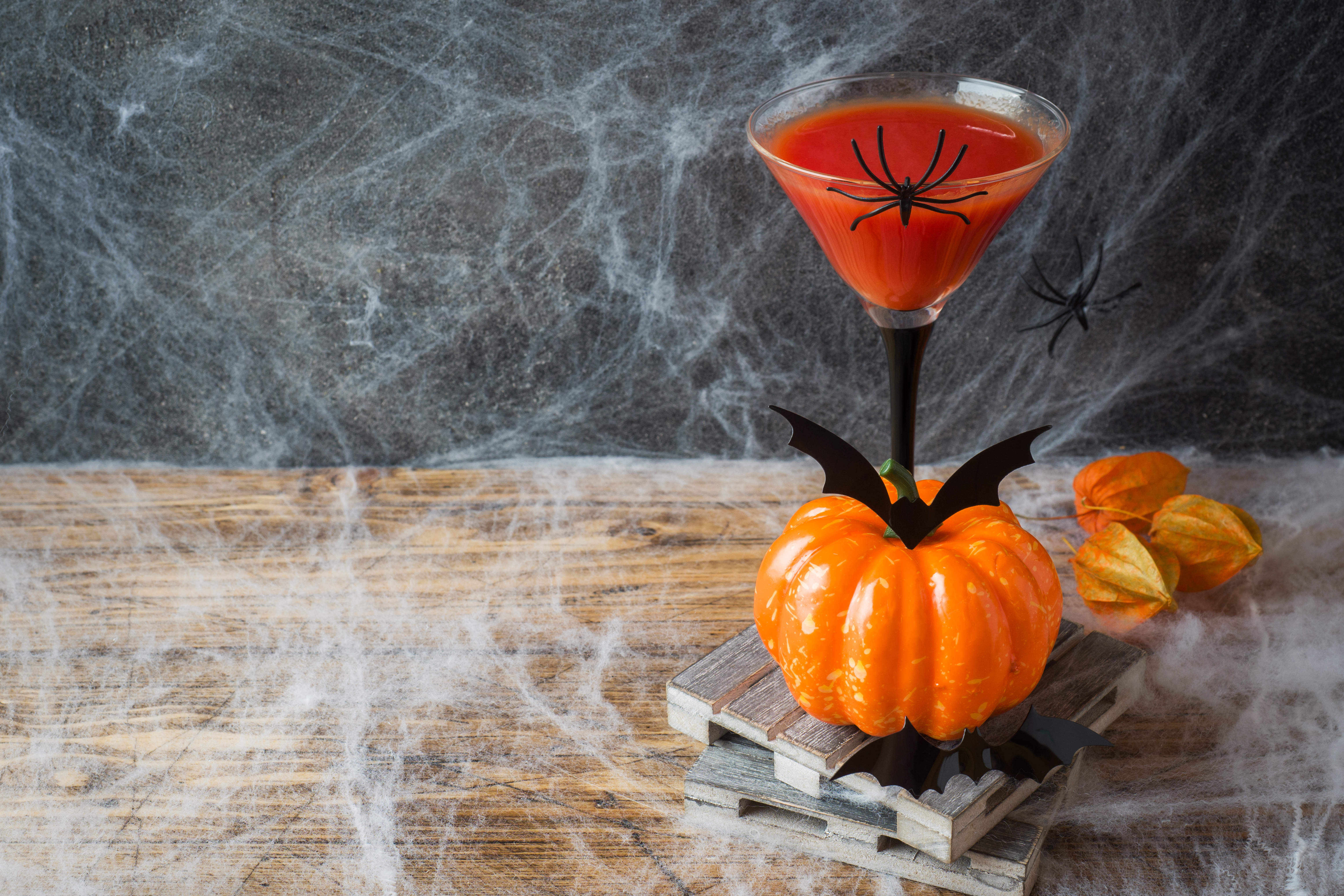 Préparer une boisson sanglante pour Halloween - On adore - Blog La Foir'Fouille