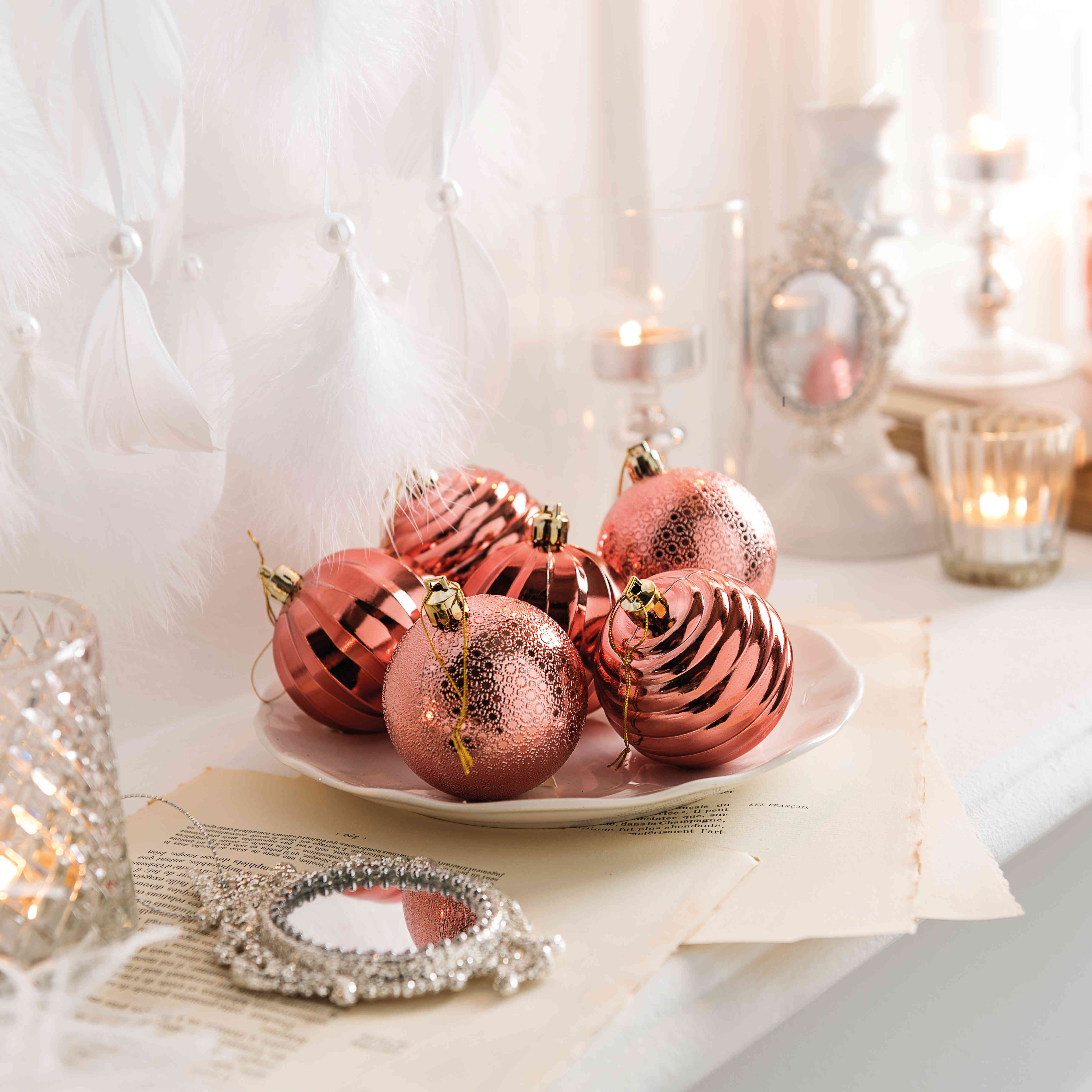 Style : une déco de Noël romantique en rose