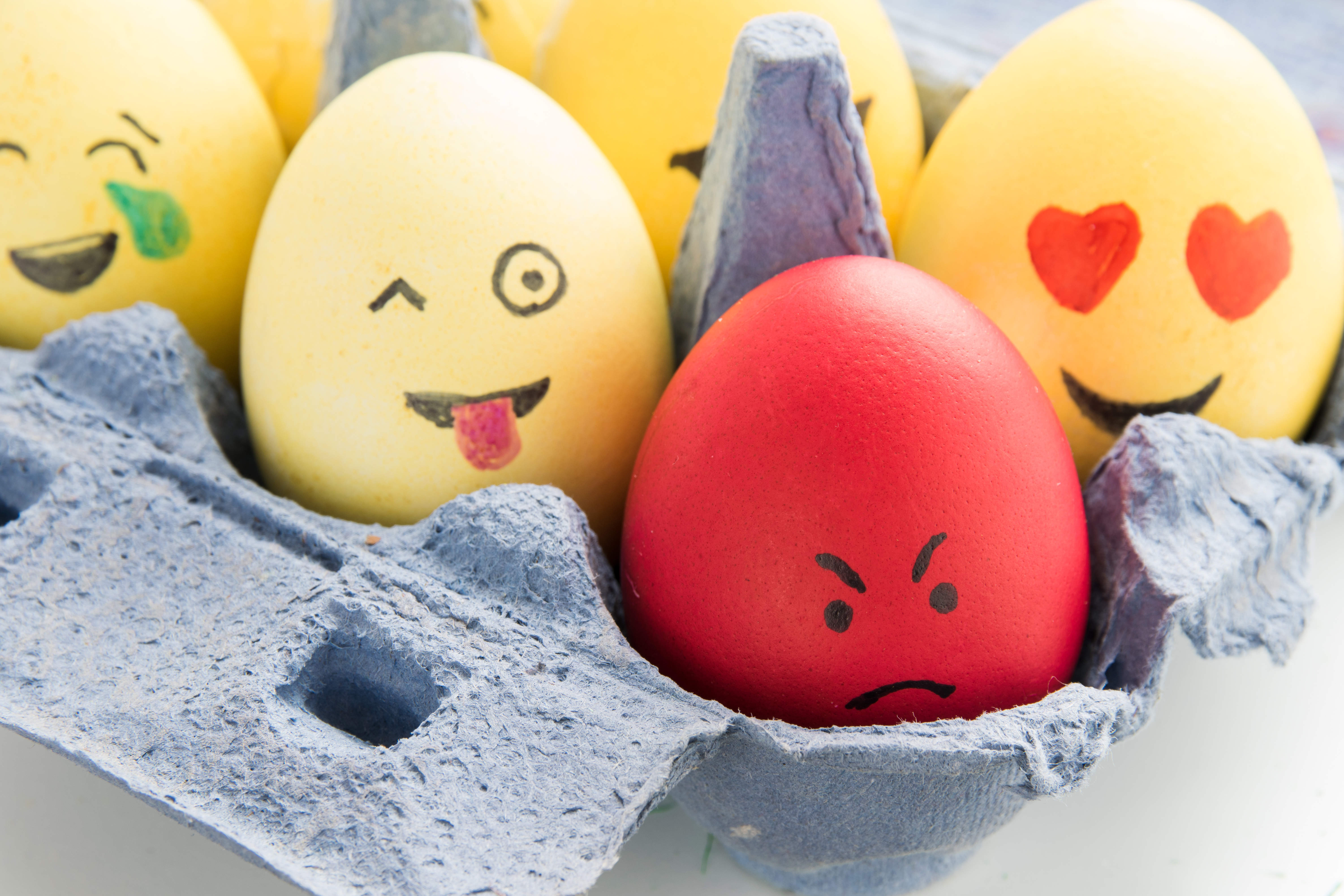 DIY : 4 idées originales pour décorer un œuf de Pâques ...