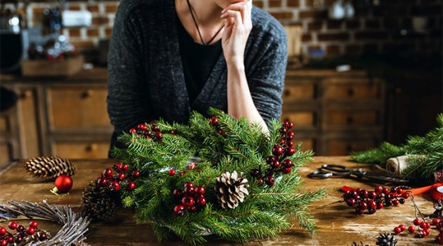 Atelier Foir'Fouille - DIY - Trois tutos de couronnes de Noël repérées sur Pinterest
