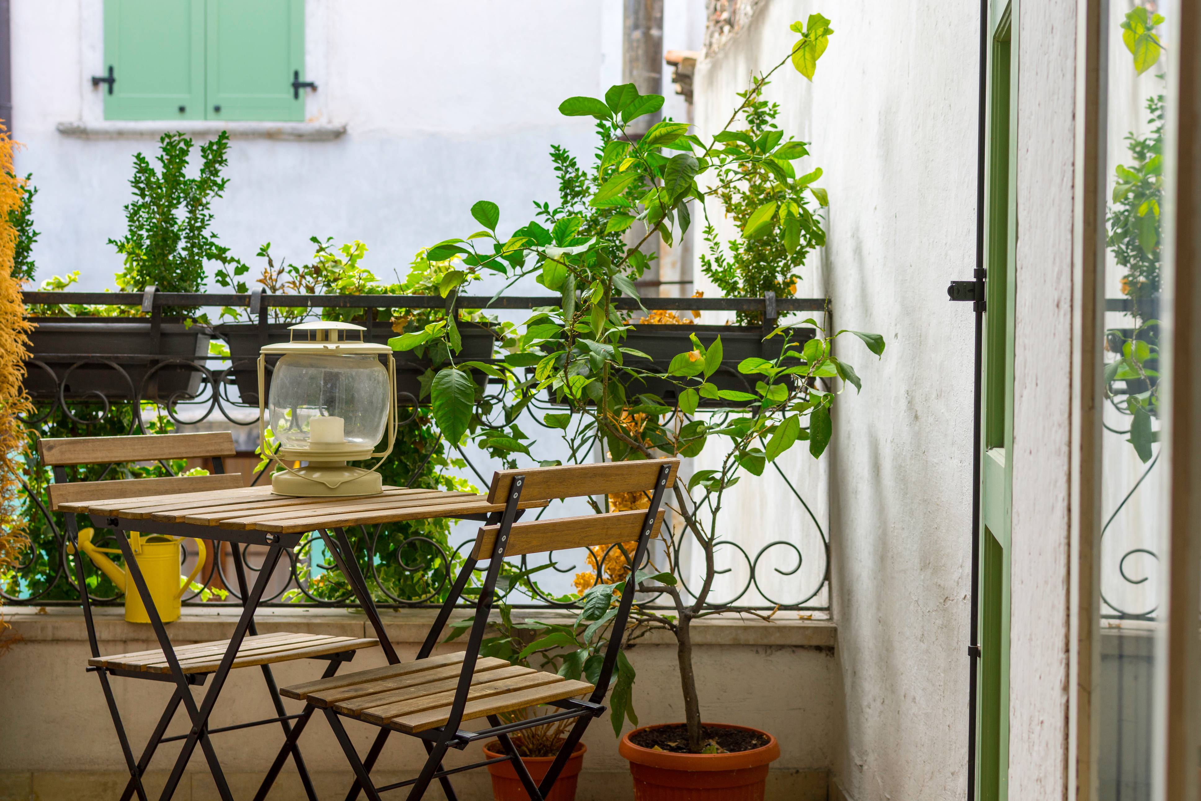 Blog La Foir'Fouille - 5 astuces pour aménager une petite terrasse - Conseils